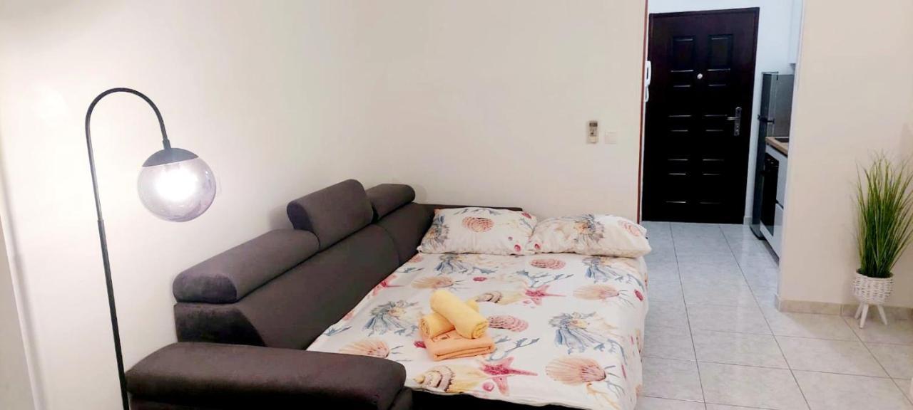 Mihaela Studio Apartmans 150M Near The Beach คาชเตลา ภายนอก รูปภาพ