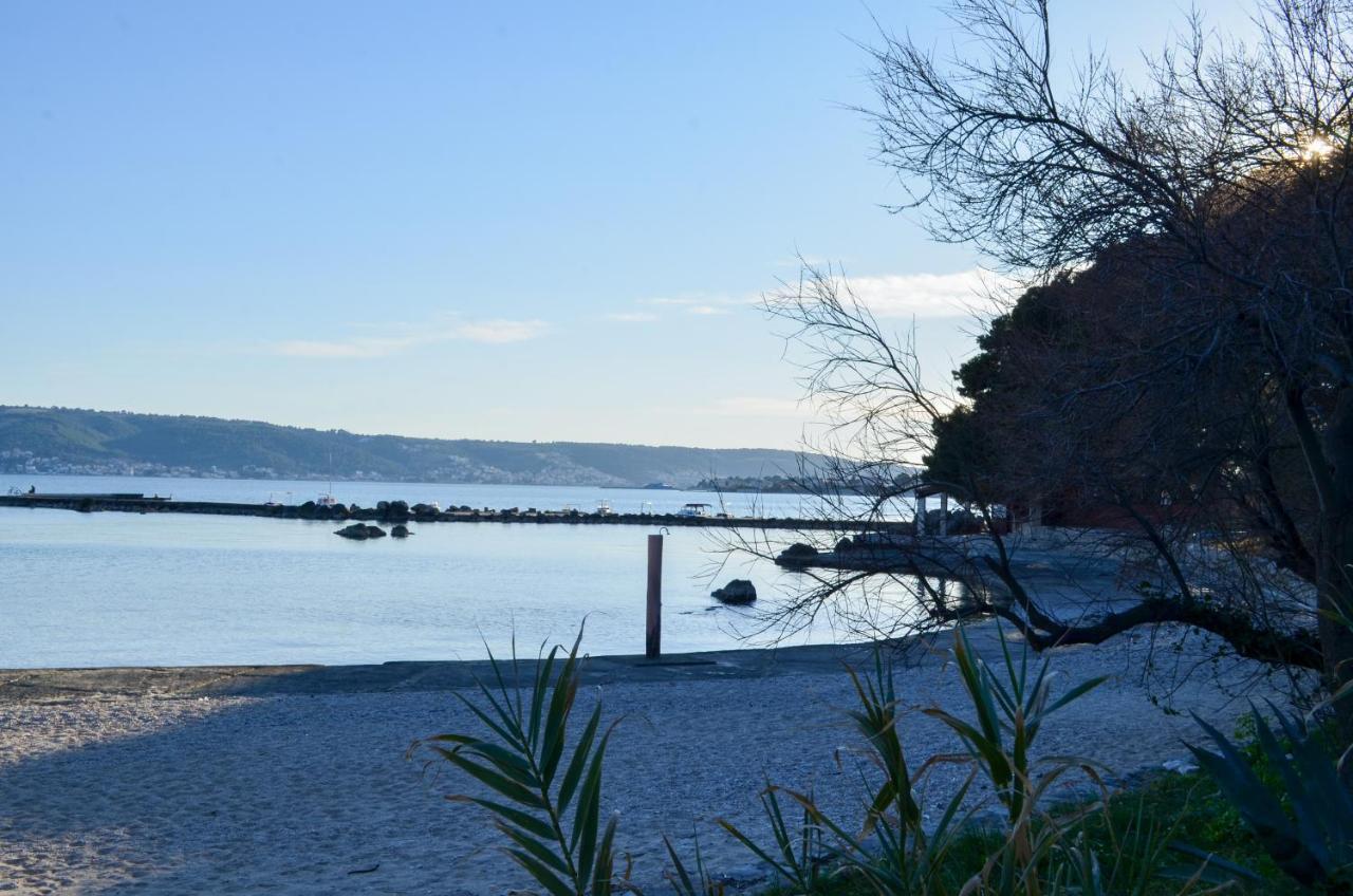 Mihaela Studio Apartmans 150M Near The Beach คาชเตลา ภายนอก รูปภาพ