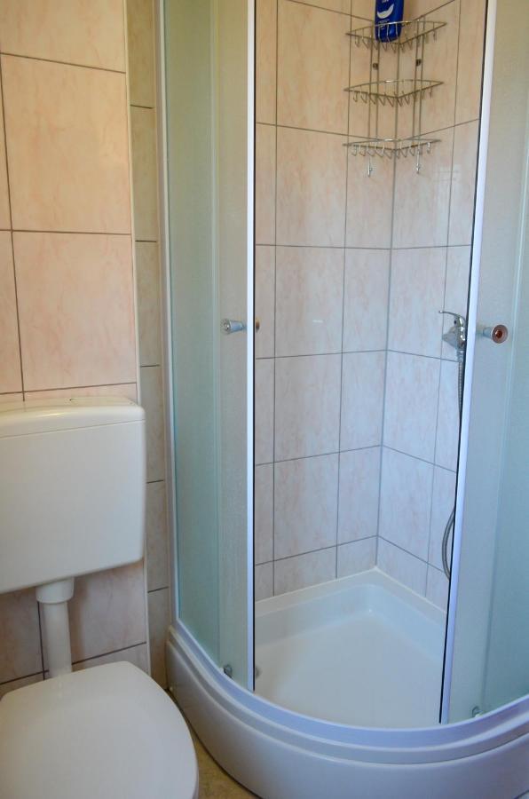 Mihaela Studio Apartmans 150M Near The Beach คาชเตลา ภายนอก รูปภาพ
