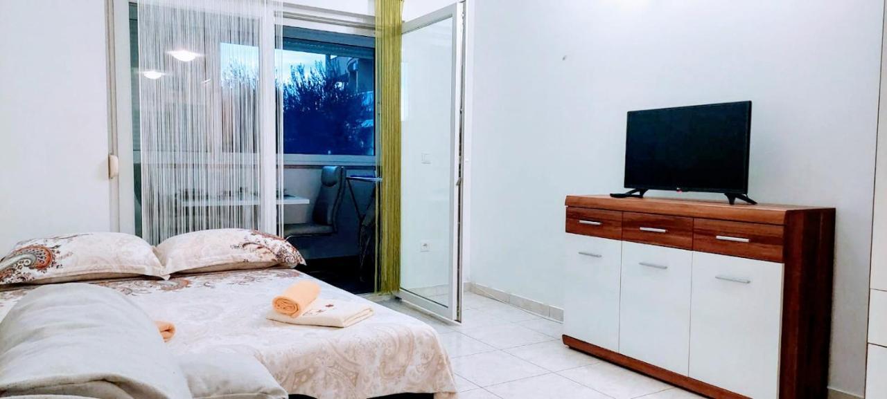 Mihaela Studio Apartmans 150M Near The Beach คาชเตลา ภายนอก รูปภาพ