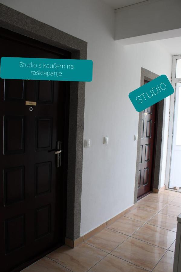 Mihaela Studio Apartmans 150M Near The Beach คาชเตลา ภายนอก รูปภาพ