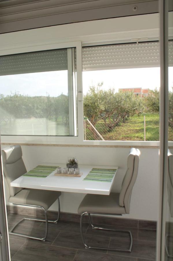 Mihaela Studio Apartmans 150M Near The Beach คาชเตลา ภายนอก รูปภาพ