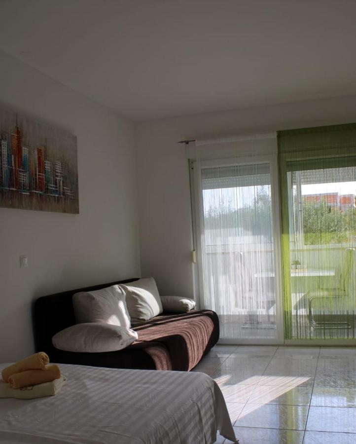 Mihaela Studio Apartmans 150M Near The Beach คาชเตลา ภายนอก รูปภาพ